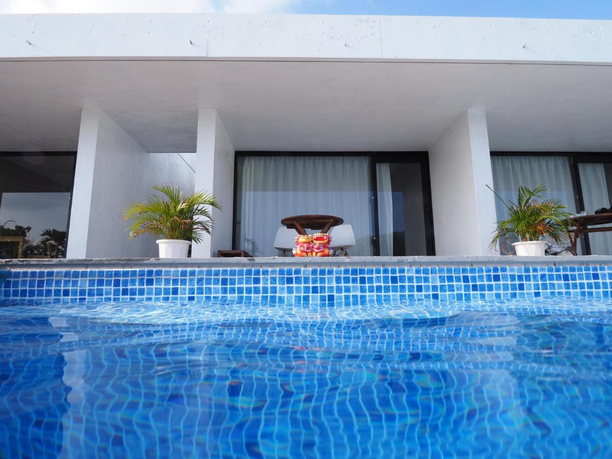 Blue Suites Hanamuro On The Beach Zamami Esterno foto