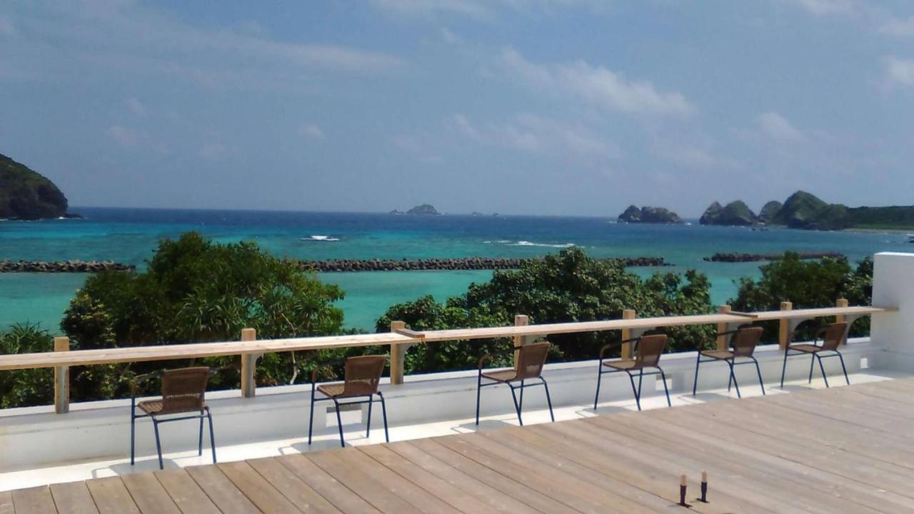 Blue Suites Hanamuro On The Beach Zamami Esterno foto