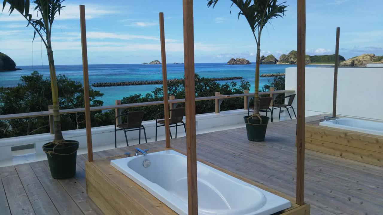 Blue Suites Hanamuro On The Beach Zamami Esterno foto